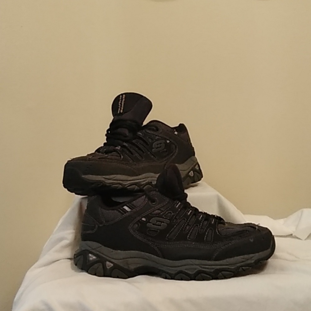 Men's shoes